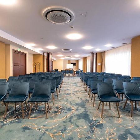 Fiald Hotel & Spa Bacău Dış mekan fotoğraf