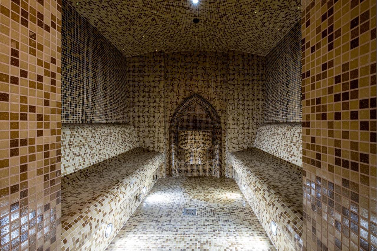 Fiald Hotel & Spa Bacău Dış mekan fotoğraf