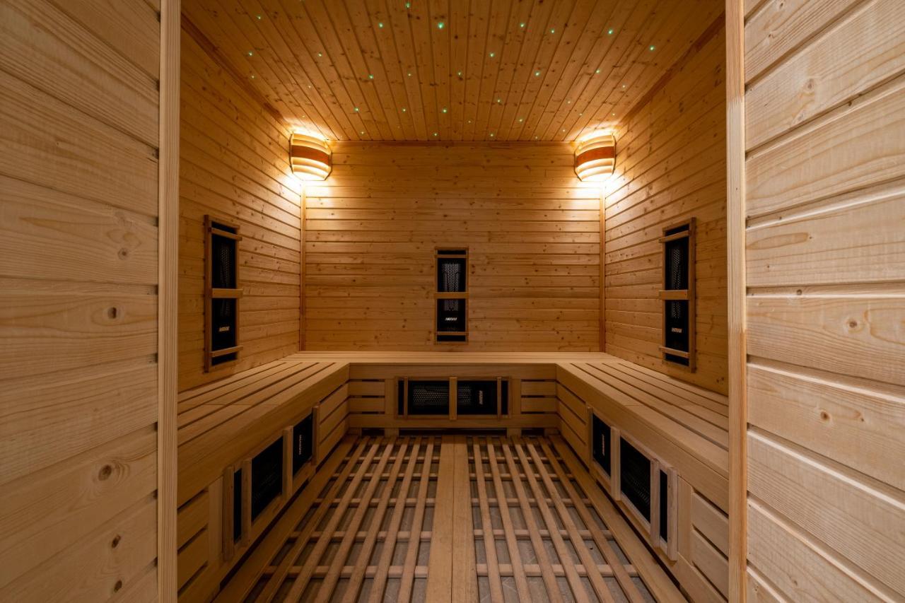 Fiald Hotel & Spa Bacău Dış mekan fotoğraf