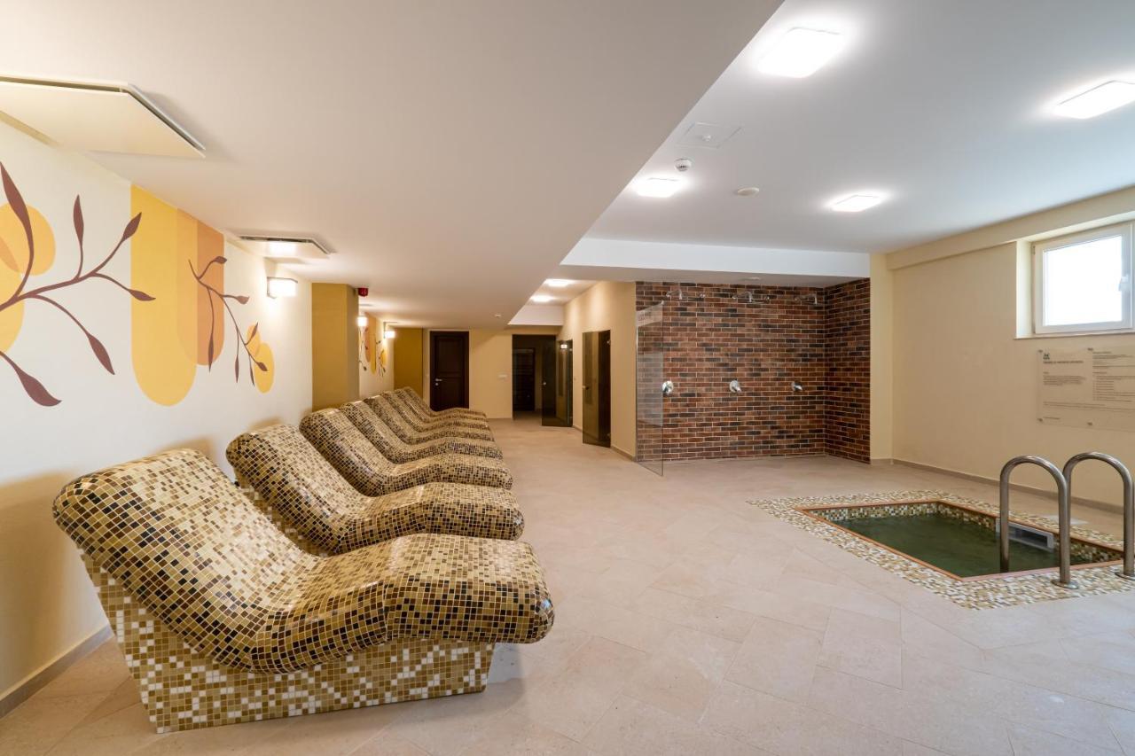 Fiald Hotel & Spa Bacău Dış mekan fotoğraf