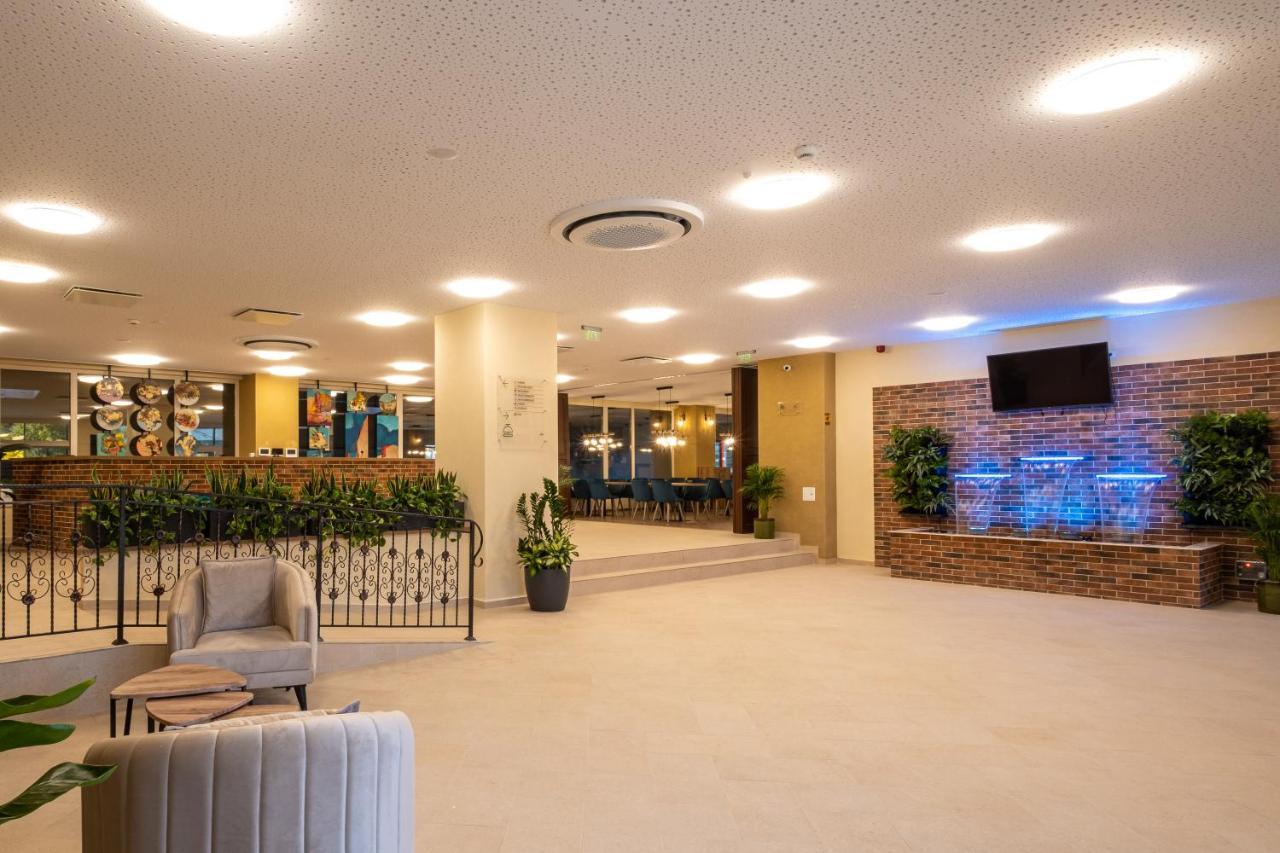 Fiald Hotel & Spa Bacău Dış mekan fotoğraf