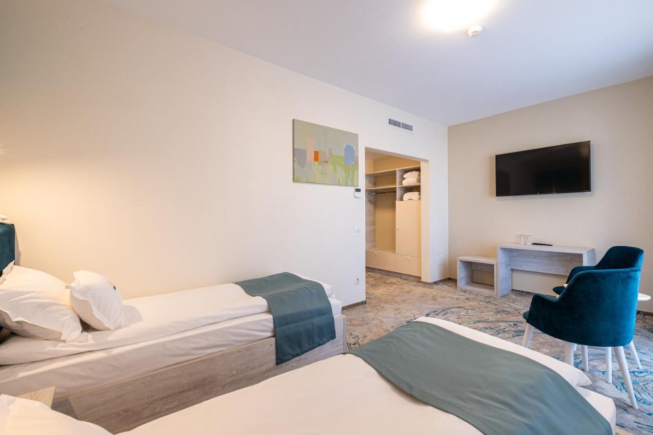 Fiald Hotel & Spa Bacău Dış mekan fotoğraf