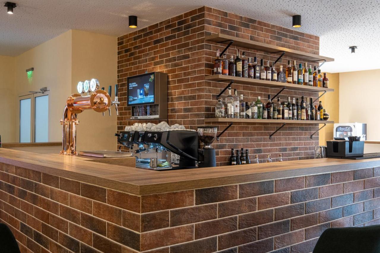 Fiald Hotel & Spa Bacău Dış mekan fotoğraf